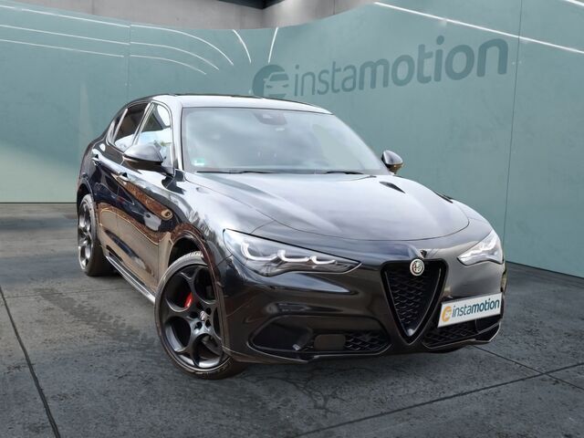 Schwarz Gebraucht 2023 Alfa Romeo Stelvio Competizione SUV | 44.790 € (Teuer) - Bild 1/2