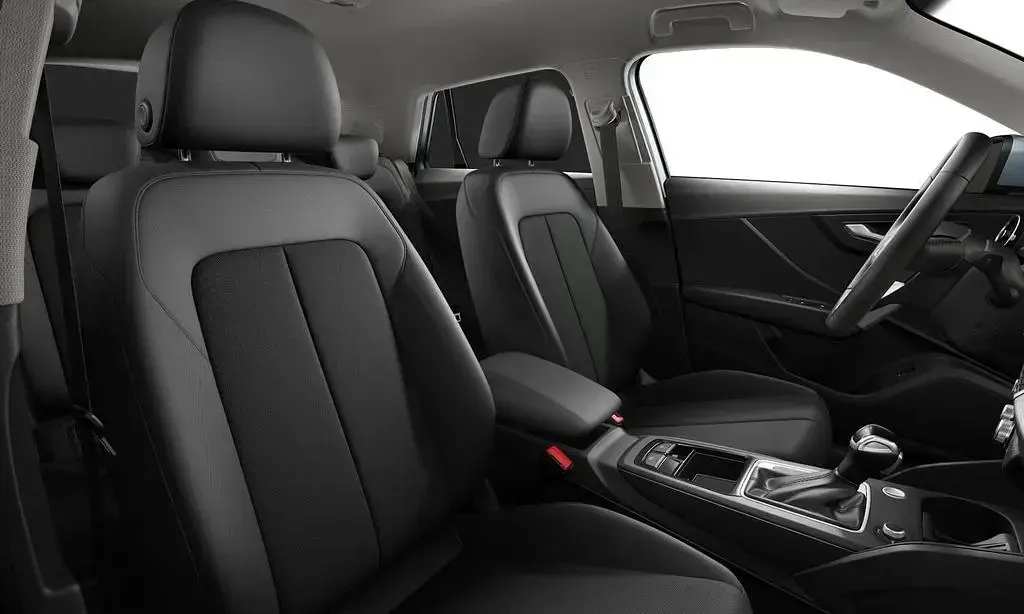 Gebraucht Audi Q2 Advanced Plus 150 PS (110 kW) 2025 Grau SUV