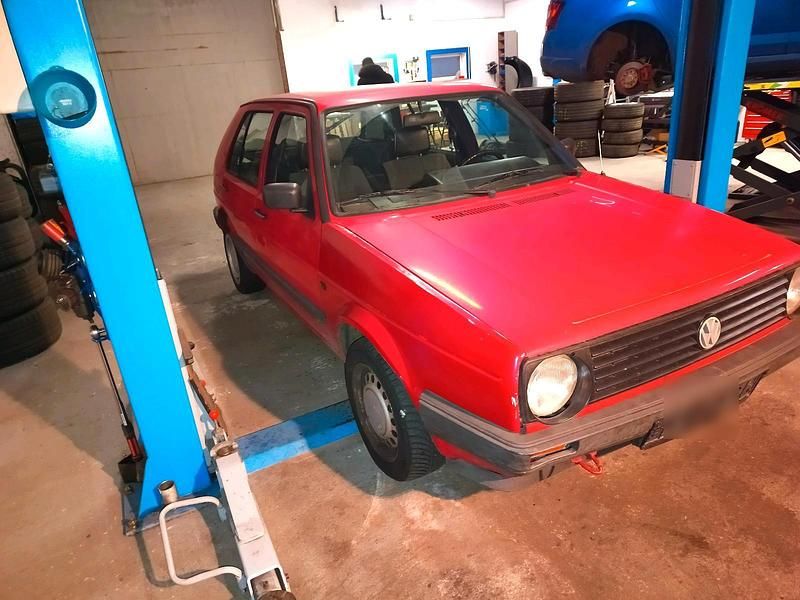 Rot Gebraucht 1990 VW Golf II Limousine | 1.199 € - Bild 1/4