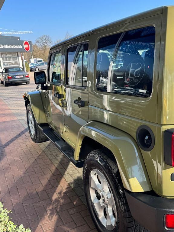 Gebraucht Jeep Wrangler Sahara 200 PS (147 kW) 2013 Grün SUV
