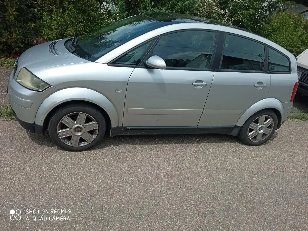 Gebraucht Audi A2 75 PS (55 kW) 2001 Silber Kleinwagen