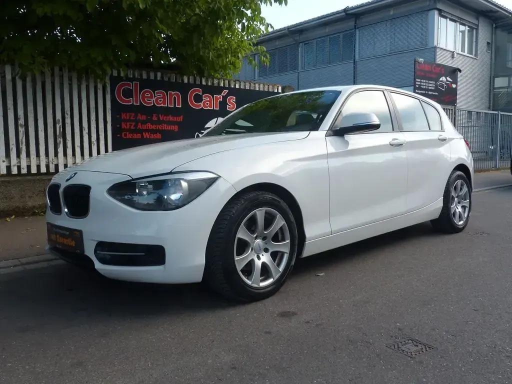 Gebraucht BMW 116 136 PS (100 kW) 2011 Weiß Kleinwagen