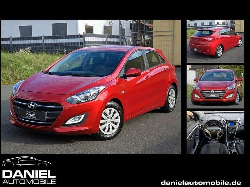 Rot Gebraucht 2016 Hyundai i30 Classic Limousine | 8.999 € (Fairer Preis) - Bild 1/4