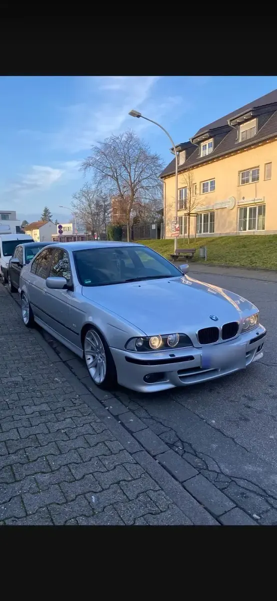 Second-hand BMW 525 2000 Gri Berlinǎ