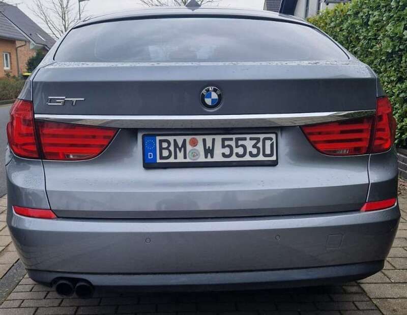Grau Gebraucht 2010 BMW 530 Gran Turismo Limousine | 8.500 € (Superpreis) - Bild 1/4