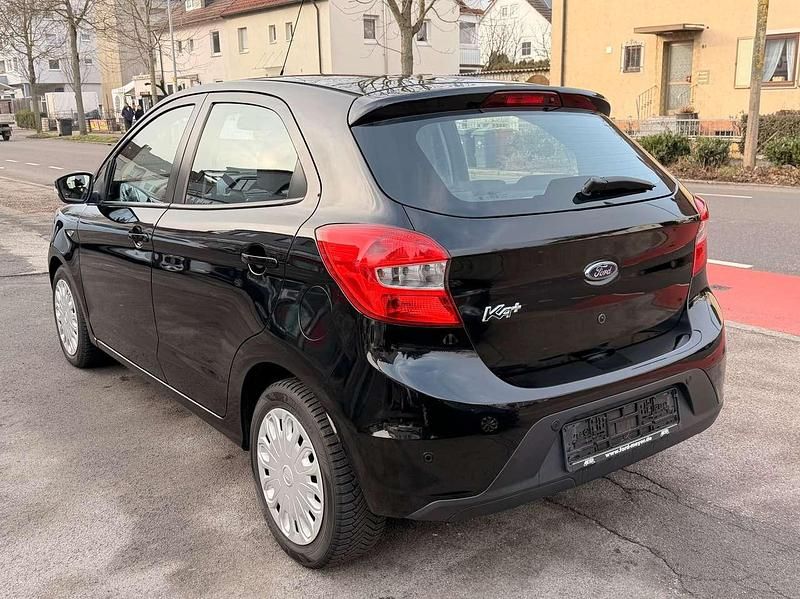 Gebraucht Ford Ka Cool & Sound Edition 86 PS (63 kW) 2018 Iridiumschwarz metallic Limousine
