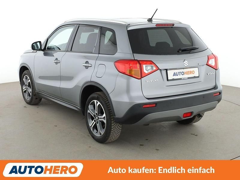 Gebraucht Suzuki Vitara Comfort 120 PS (88 kW) 2016 Grau SUV