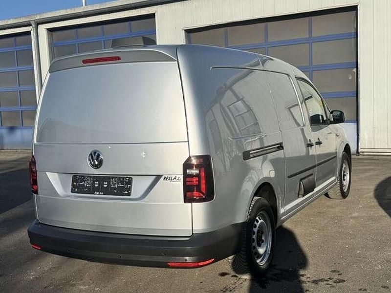 Gebraucht VW Caddy Maxi 102 PS (75 kW) 2017 Silber Van / Kleinbus