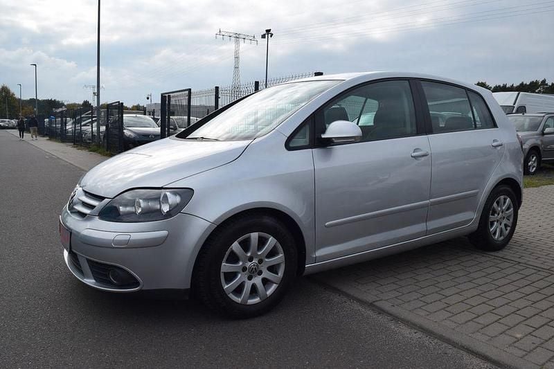 Silber Gebraucht 2006 VW Golf Plus Cross S Van / Kleinbus | 6.399 € (Teuer) - Bild 1/4