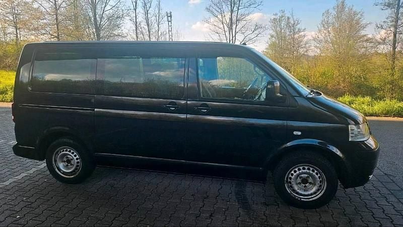 Gebraucht VW Multivan 105 PS (77 kW) 2008 Schwarz Van / Kleinbus