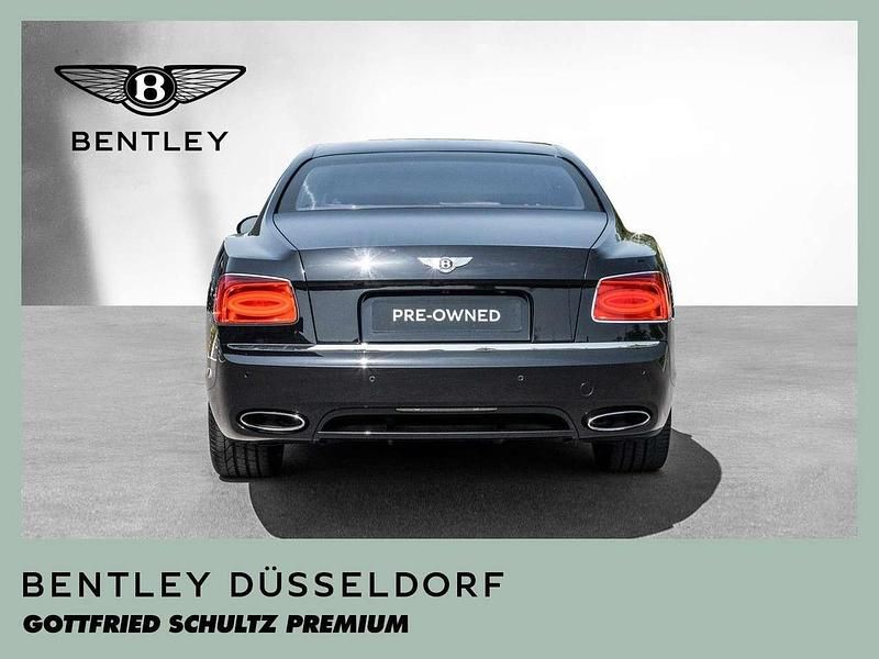Second-hand Bentley Flying Spur 625 CP (459 kW) 2017 Negru Berlinǎ