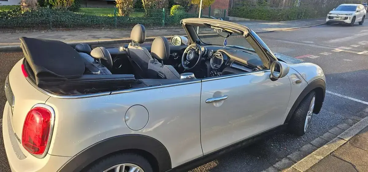 Gebraucht Mini Cooper Cabriolet 136 PS (100 kW) 2020 Weiß Cabrio