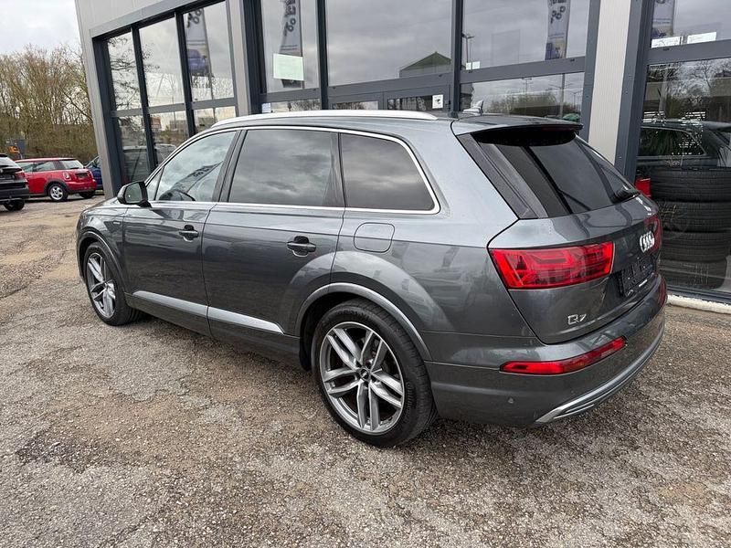 Gebraucht Audi Q7 S-Line 258 PS (189 kW) 2018 Grau SUV