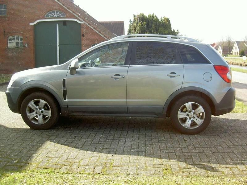 Gebraucht Opel Antara Edition 150 PS (110 kW) 2009 Grau SUV
