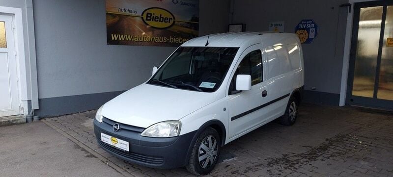 Gebraucht Opel Combo Business 90 PS (66 kW) 2011 Weiã? Van / Kleinbus