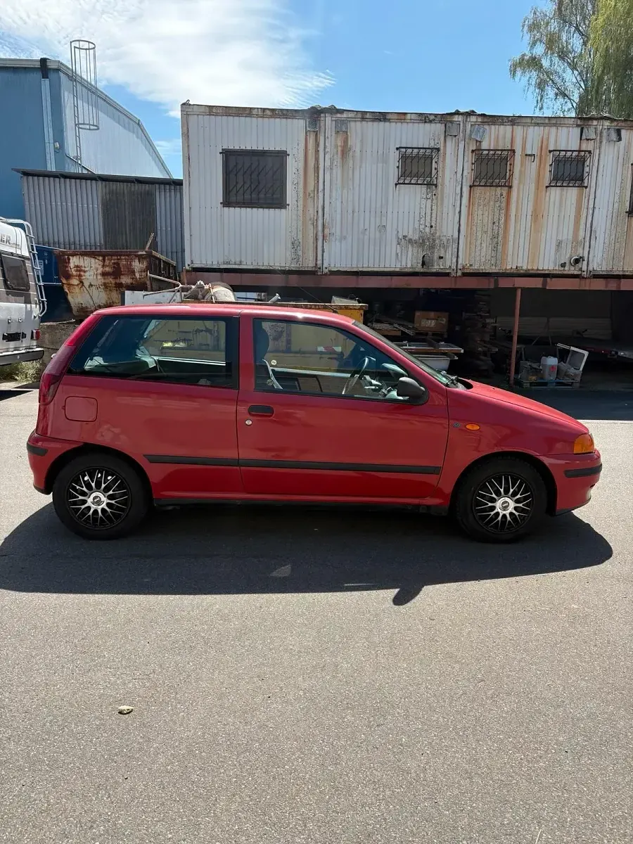 Gebraucht Fiat Punto 60 PS (44 kW) 1999 Rot Kleinwagen