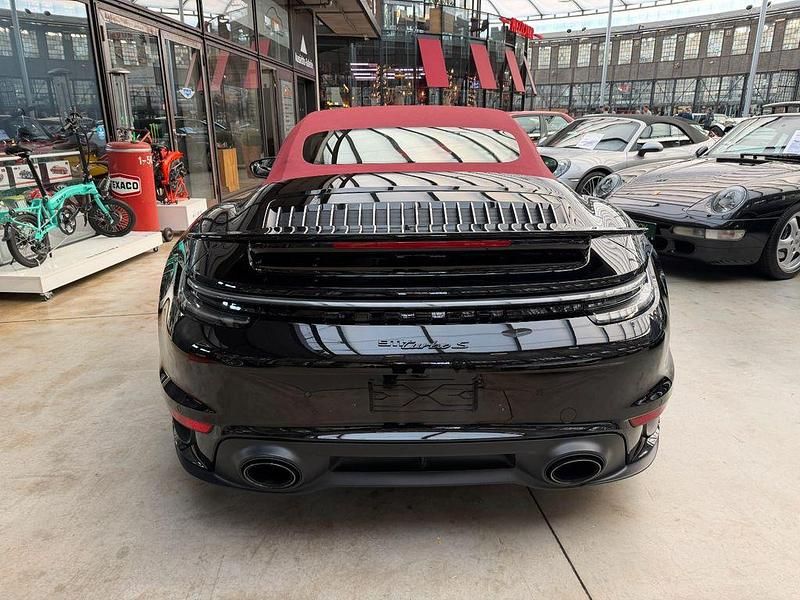 Gebraucht Porsche 992 650 PS (478 kW) 2020 Tiefschwarzmetallic Cabrio