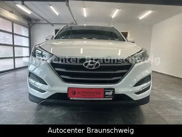 Gebraucht Hyundai Tucson 132 PS (97 kW) 2018 Weiß SUV