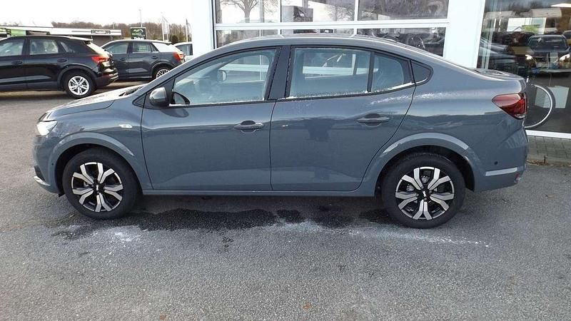 Używany Dacia Logan Prestige 91 KM (66 kW) 2023 Szary Sedan/Limuzyna