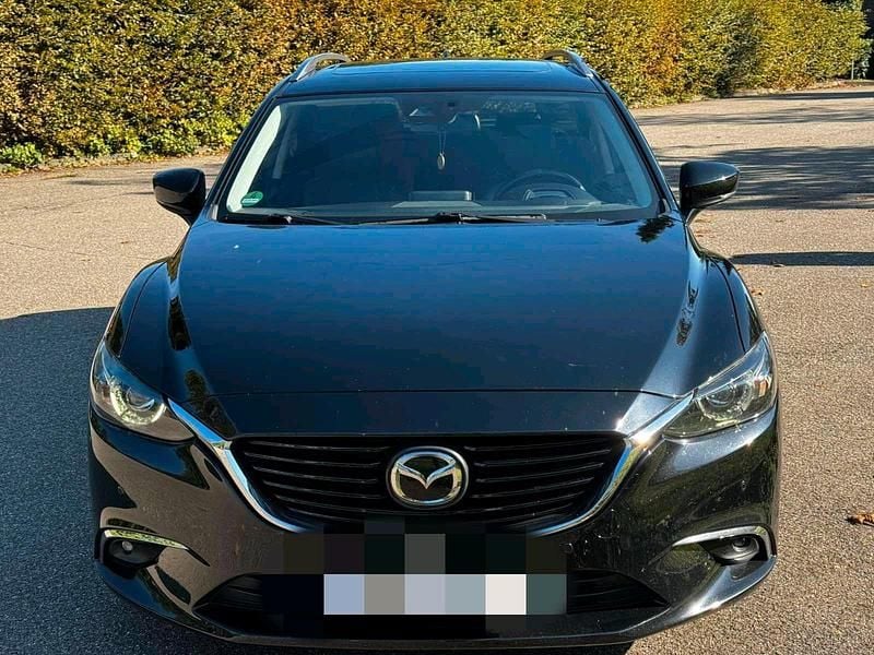 Schwarz Gebraucht 2017 Mazda 6 Nakama Kombi | 13.500 € (Etwas zu teuer) - Bild 1/4