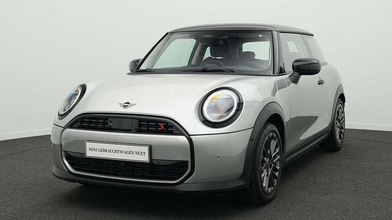 Gebraucht Mini Cooper S Classic 204 PS (150 kW) 2024 Grau Kleinwagen