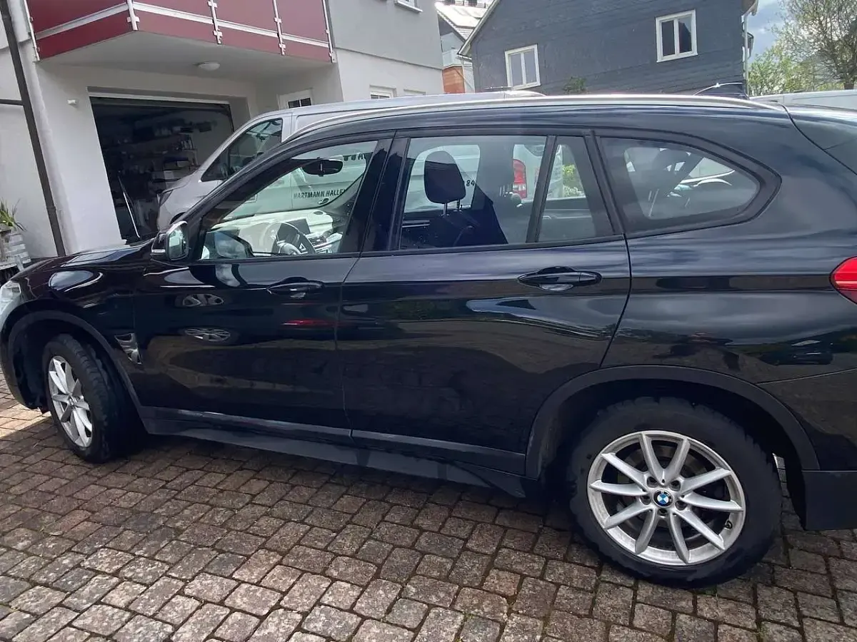 Gebraucht BMW X1 190 PS (139 kW) 2017 Schwarz SUV