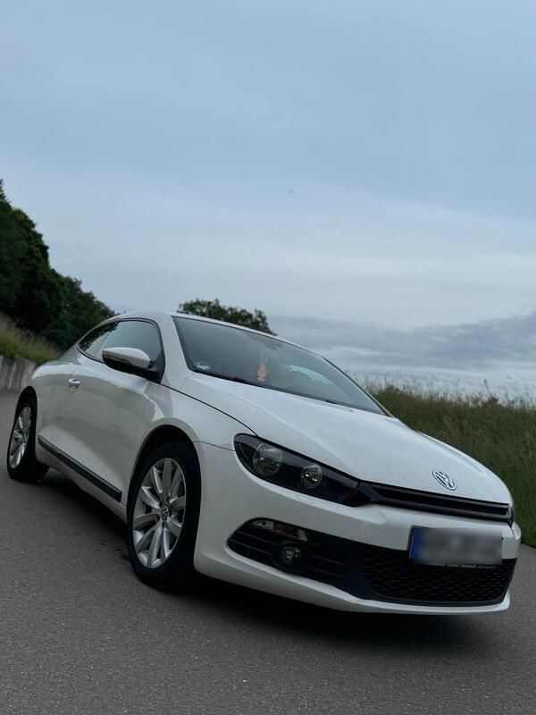 Weiß Gebraucht 2010 VW Scirocco Coupé | 5.600 € (Guter Preis) - Bild 1/4