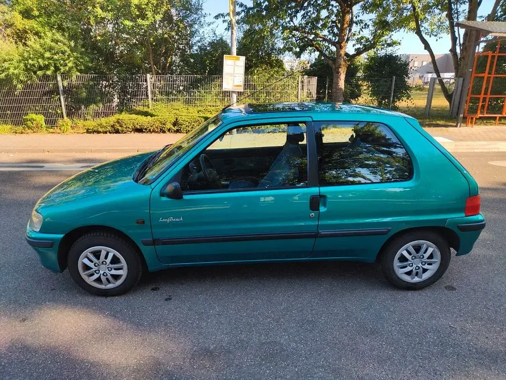 Gebraucht Peugeot 106 60 PS (44 kW) 1997 Grün Kleinwagen