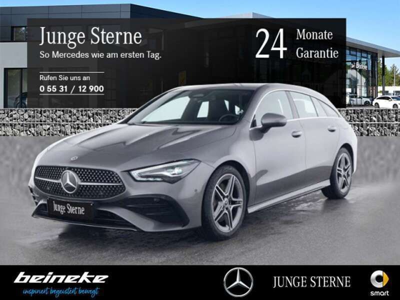 lack mountaingrau Gebraucht 2024 Mercedes CLA200 Shooting Brake AMG Kombi | 33.650 € (Etwas zu teuer) - Bild 1/4