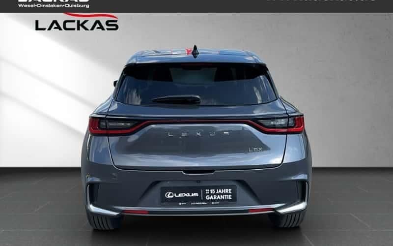 Neu Lexus LBX 136 PS (100 kW) 2025 Grau SUV