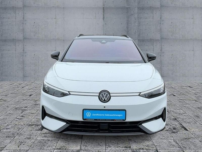 Gebraucht VW ID.7 Pro 210 kW (286 PS) 2025 Gletscherweiß metallic Kombi