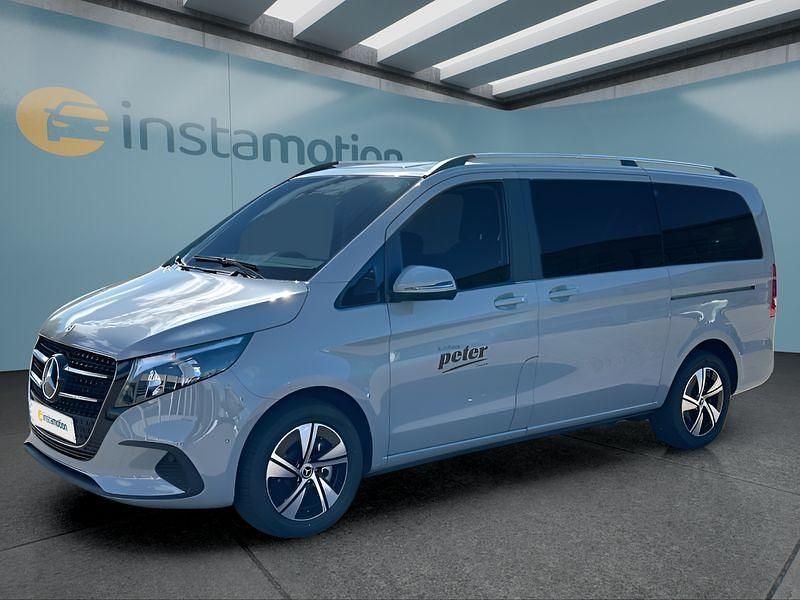 Grau Gebraucht 2025 Mercedes V250 Van / Kleinbus | 70.449 € - Bild 1/4