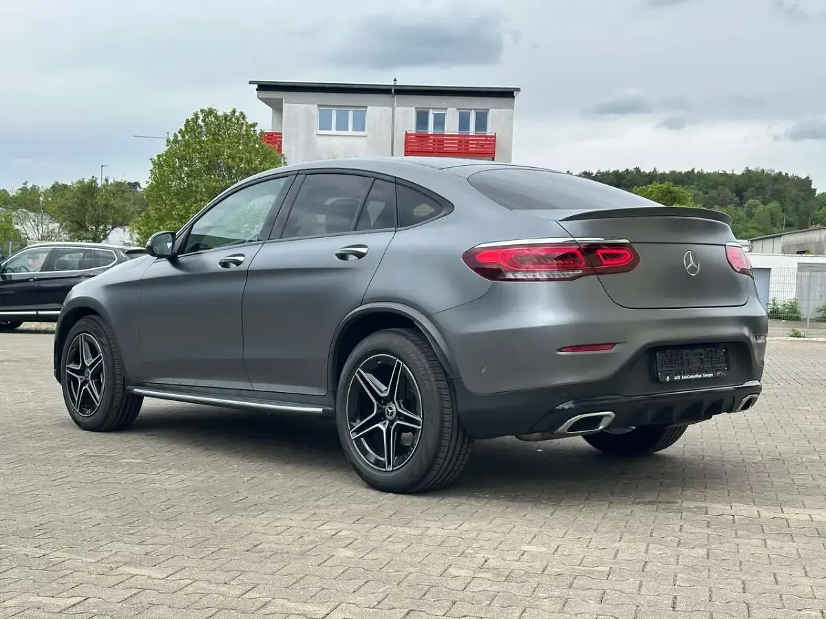 Gebraucht Mercedes GLC400d AMG line 330 PS (242 kW) 2022 Designo magno grau SUV