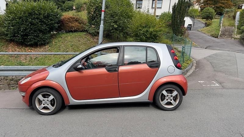 Orange Gebraucht 2005 Smart ForFour Kleinwagen | 599 € (Superpreis) - Bild 1/4