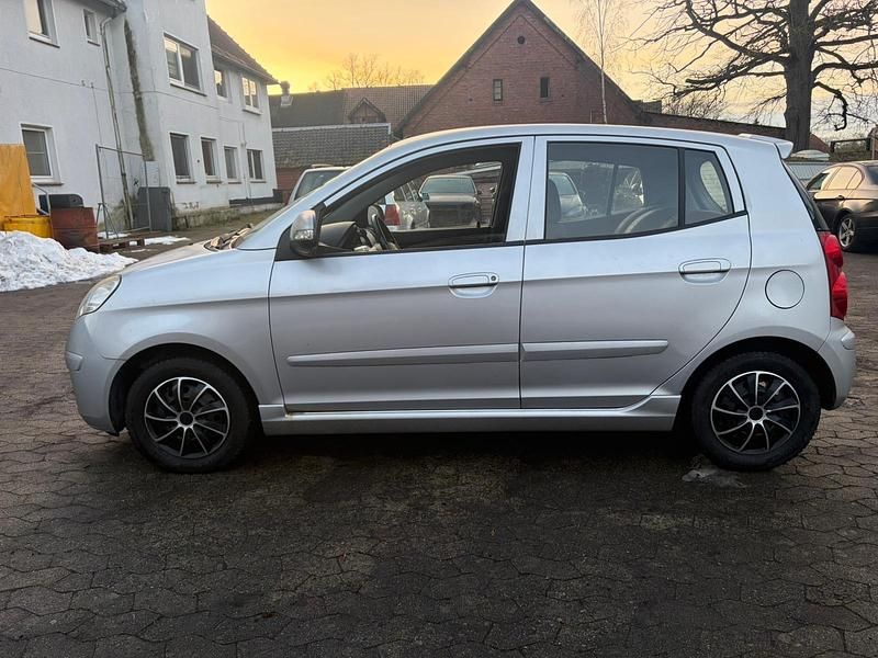 Gebraucht Kia Picanto 65 PS (47 kW) 2009 Silber Kleinwagen