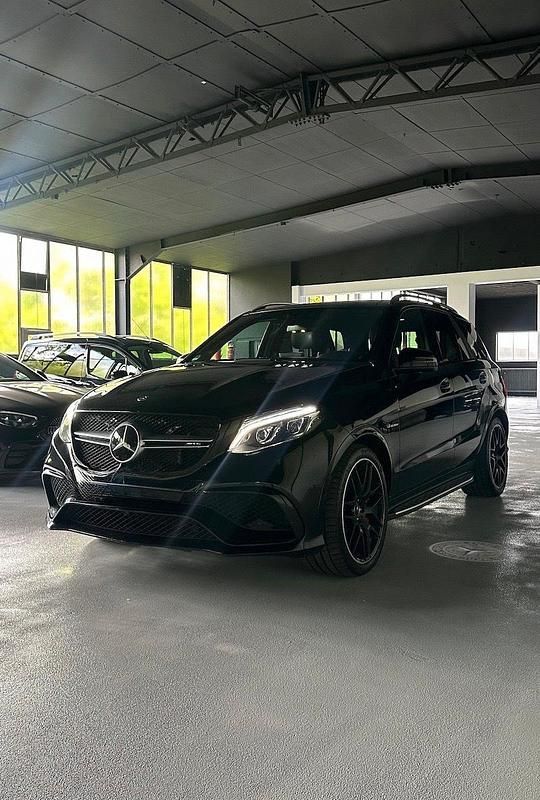 Schwarz Gebraucht 2016 Mercedes GLE63 AMG SUV | 35.999 € (Guter Preis) - Bild 1/4