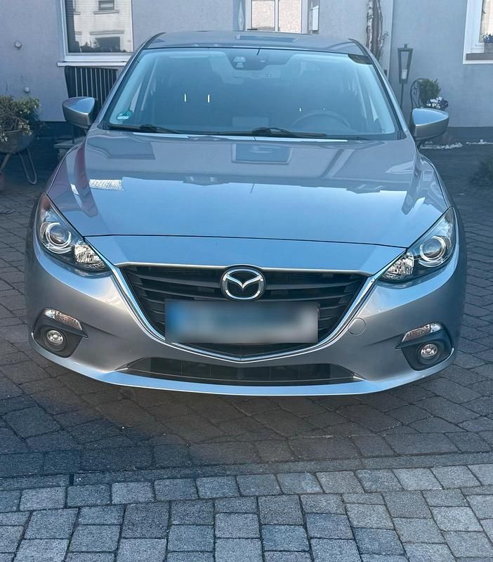 Gebraucht Mazda 3 120 PS (88 kW) 2015 Silber Kleinwagen