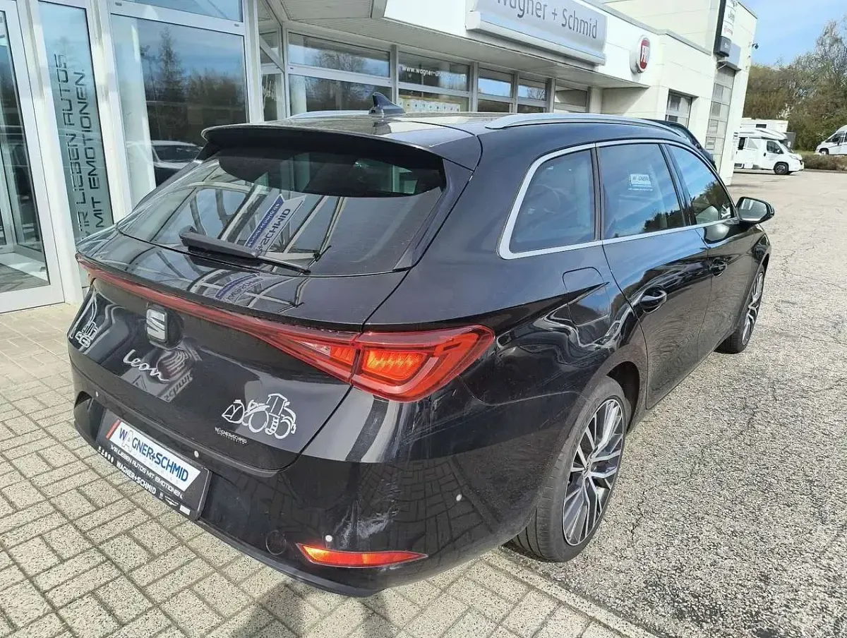 Gebraucht Seat Leon XCELLENCE 150 PS (110 kW) 2020 Midnight schwarz Kombi