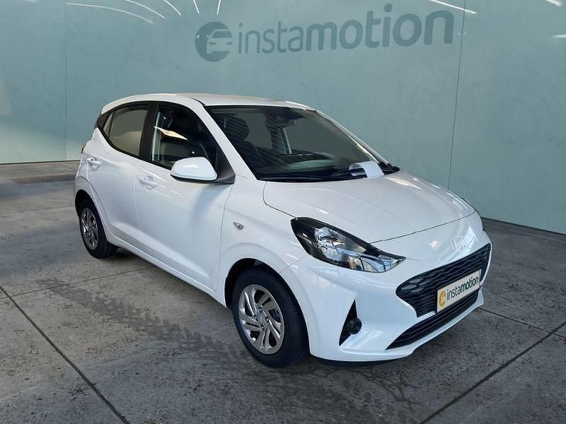 Weiß Neu 2024 Hyundai i10 Select Kleinwagen | 15.499 € (Guter Preis) - Bild 1/4
