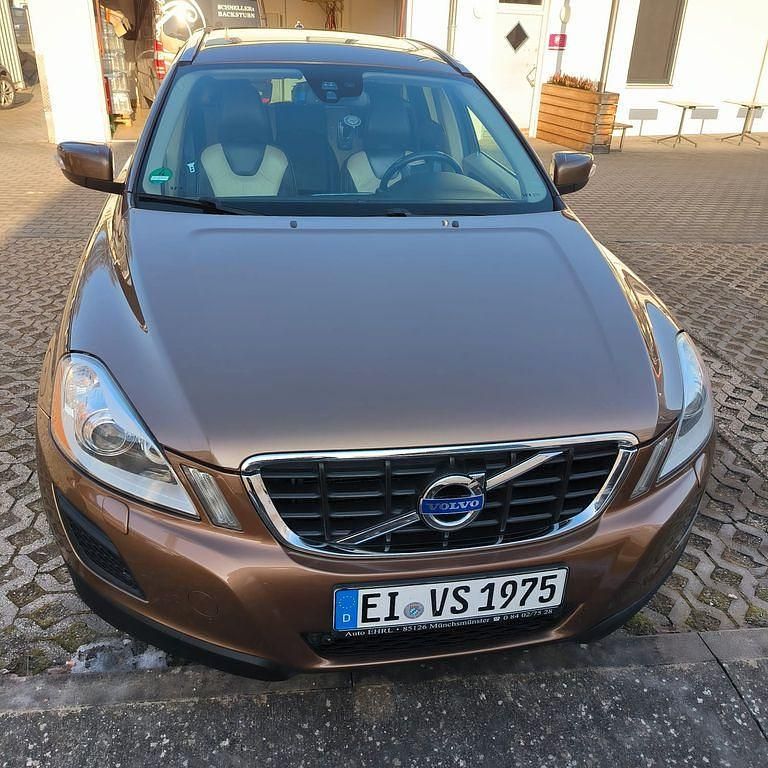Gebraucht Volvo XC60 Ocean Race 215 PS (158 kW) 2012 Braun SUV