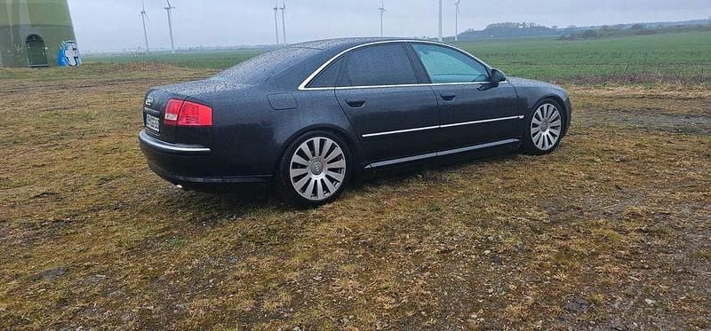 Second-hand Audi A8 Ambiente 232 CP (170 kW) 2007 Negru Berlinǎ