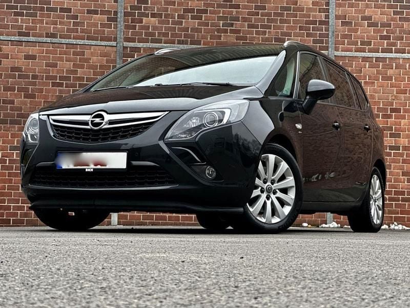 Gebraucht Opel Zafira Business 170 PS (125 kW) 2015 Schwarz Van / Kleinbus