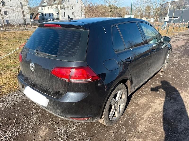 Gebraucht VW Golf VII 86 PS (63 kW) 2014 Schwarz Limousine