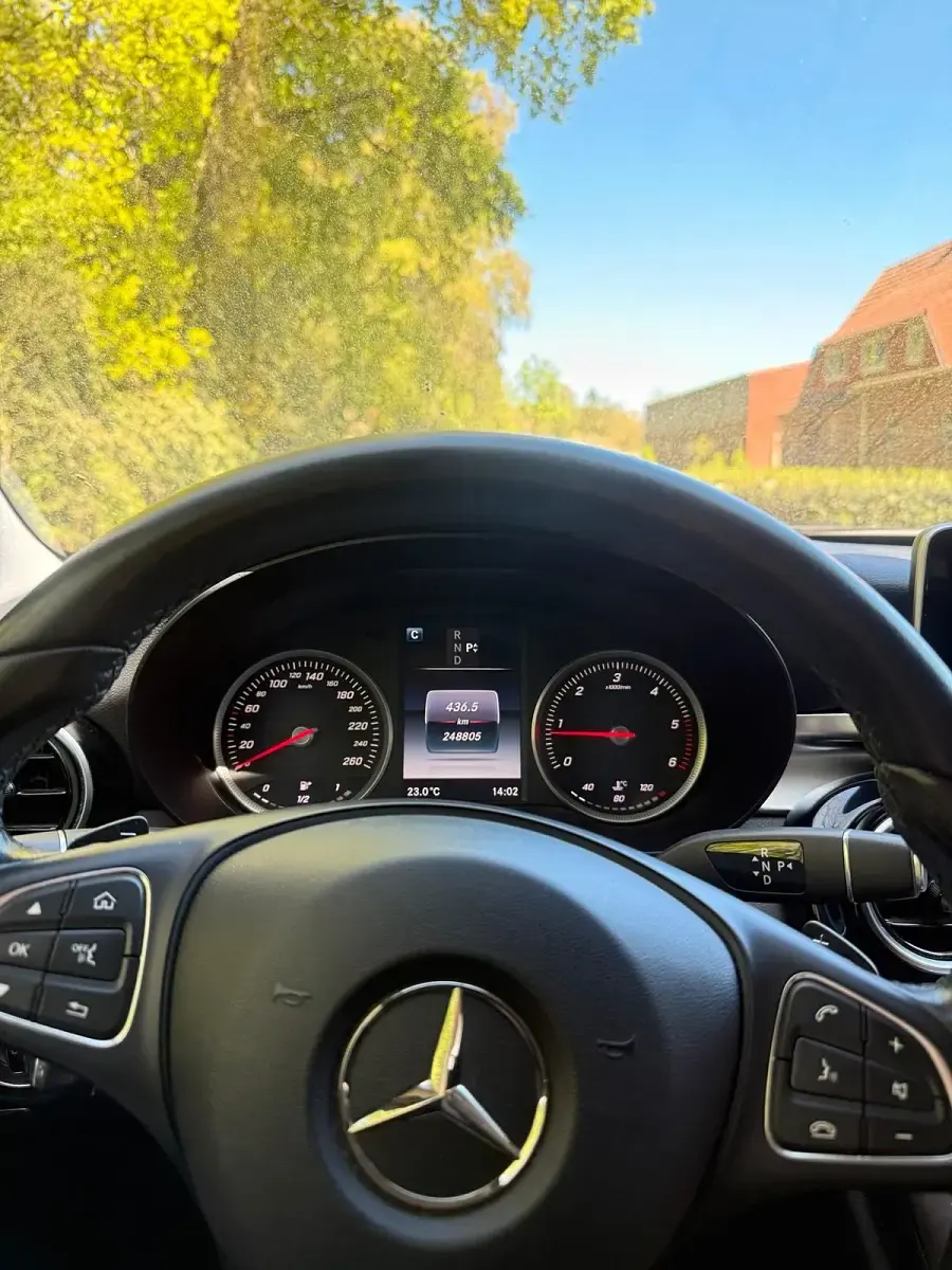 Gebraucht Mercedes C220 171 PS (125 kW) 2017 Schwarz Kombi