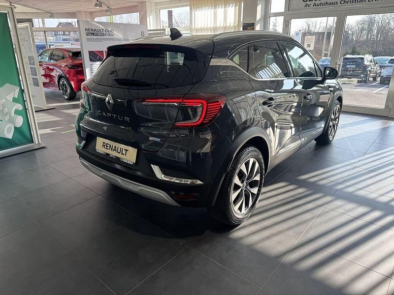 Gebraucht Renault Captur Intens 158 PS (116 kW) 2020 Blau SUV