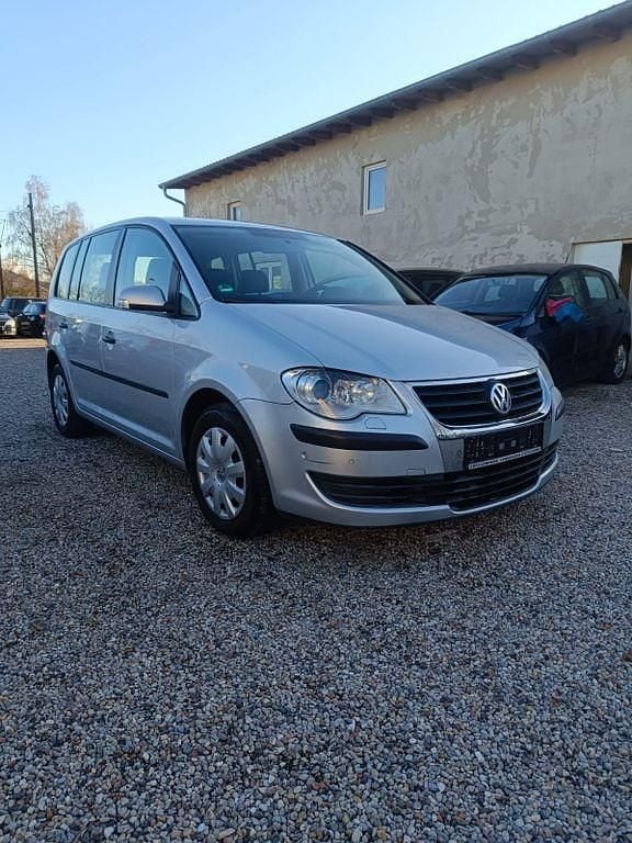 Gebraucht VW Touran Conceptline 140 PS (102 kW) 2009 Silber Van / Kleinbus