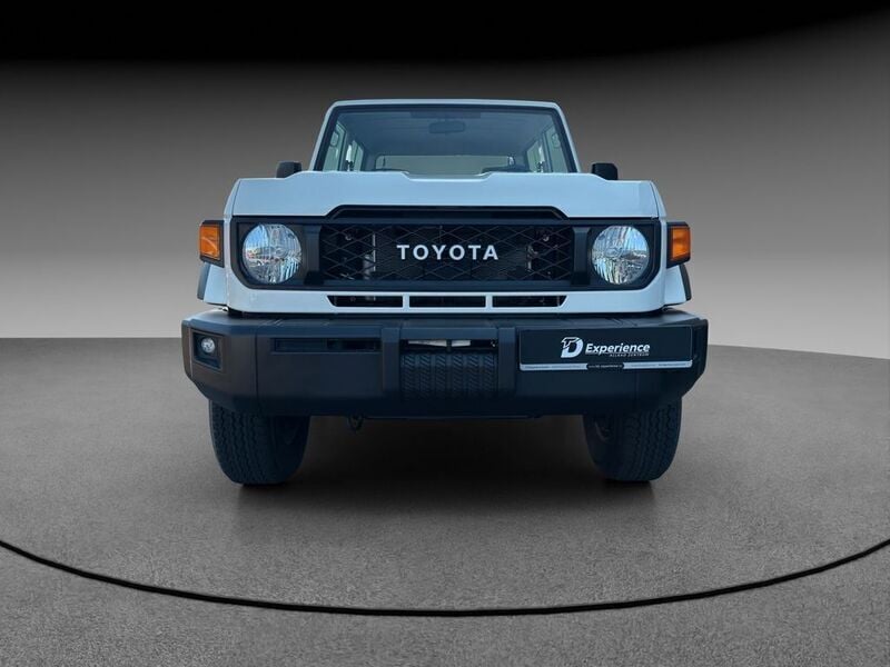 Neu Toyota Land Cruiser 231 PS (169 kW) 2025 Weiß SUV