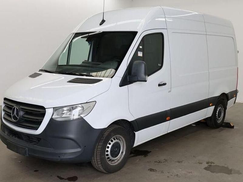 Gebraucht Mercedes Sprinter 170 PS (125 kW) 2022 Arktikweiß Van