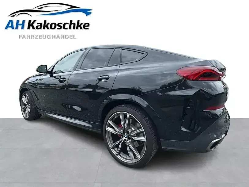 Gebraucht BMW X6 M50 Performance 530 PS (389 kW) 2021 Black sapphire metallic SUV