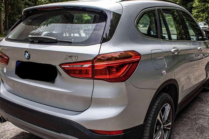 Gebraucht BMW X1 Advantage 190 PS (139 kW) 2016 Grau SUV